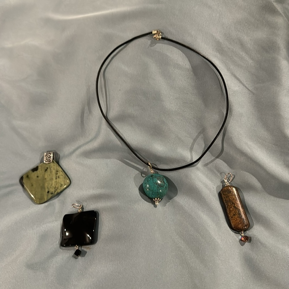 Elegant Pendant Necklace with Multiple Pendants